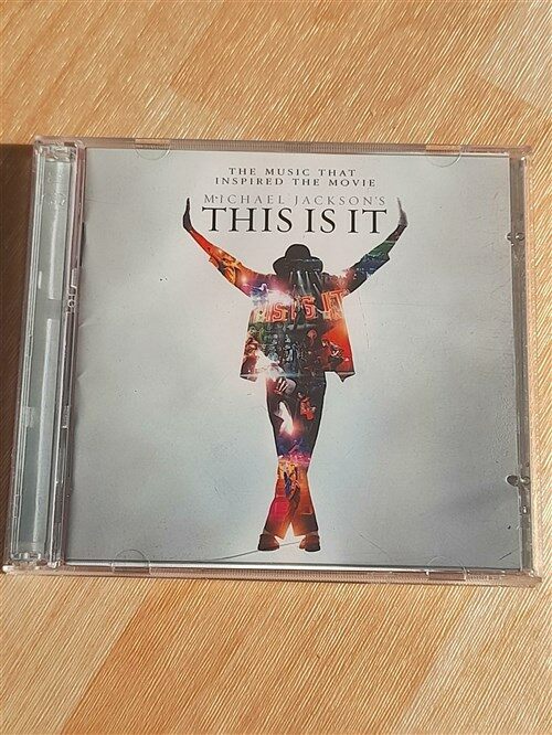 [중고] Michael Jackson - This Is It (Deluxe Edition) [2CD 쥬얼케이스반]