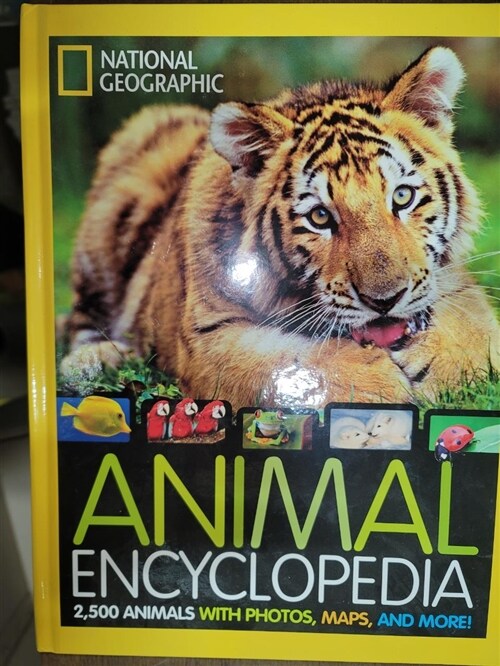 [중고] National Geographic Animal Encyclopedia: 2,500 Animals with Photos, Maps, and More! (Hardcover)