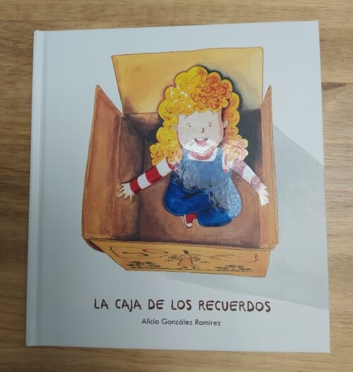 LA CAJA DE LOS RECUERDOS (Hardcover)