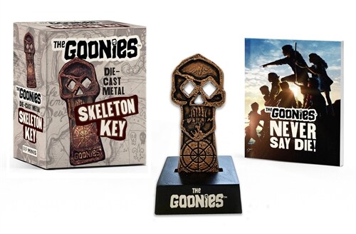 The Goonies: Die-Cast Metal Skeleton Key (Paperback)
