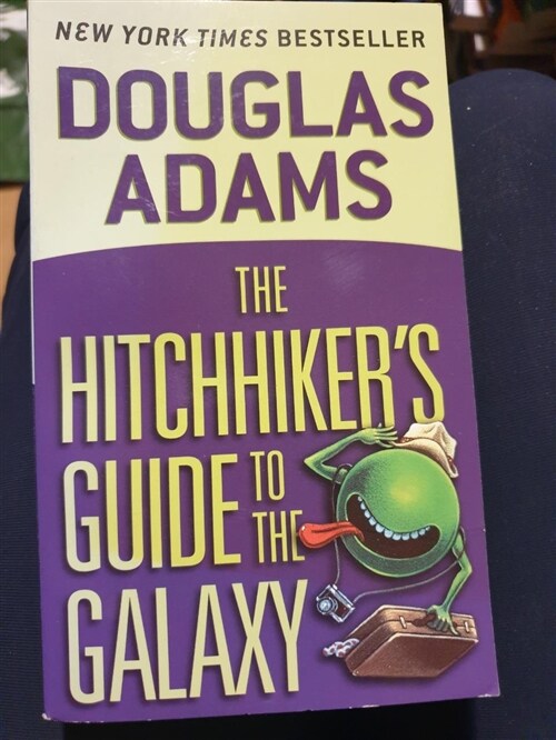 [중고] The Hitchhiker‘s Guide to the Galaxy (Mass Market Paperback)