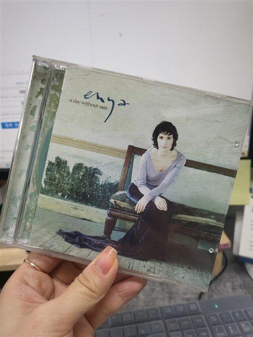 [중고] Enya - A Day Without Rain