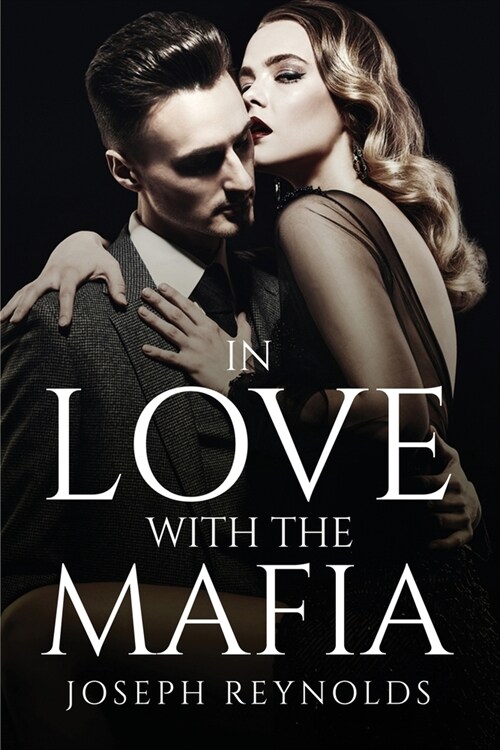 In love with the mafia (Paperback)