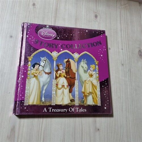 [중고] DISNEY PRINCESS STORY COLLECTION. INGLES (Book)