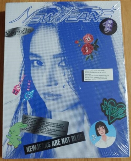 [중고] 뉴진스 - NewJeans 1st EP ‘New Jeans‘ Bag [Bluebook ver.][버전 6종 중 랜덤발송]