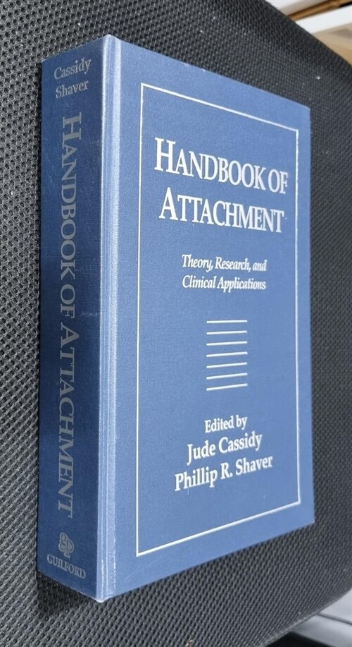 [중고] Handbook of Attachment (Paperback)