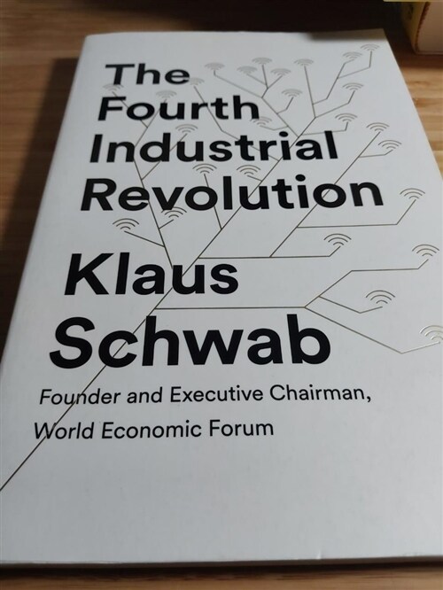 [중고] The Fourth Industrial Revolution (Paperback)