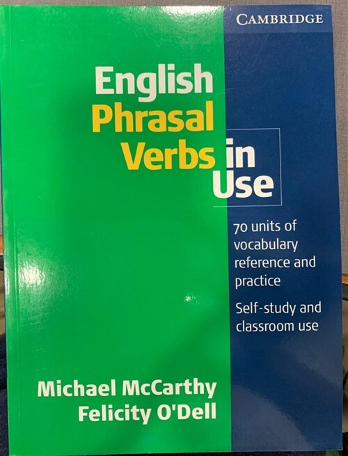 [중고] English Phrasal Verbs in Use Intermediate (Paperback)