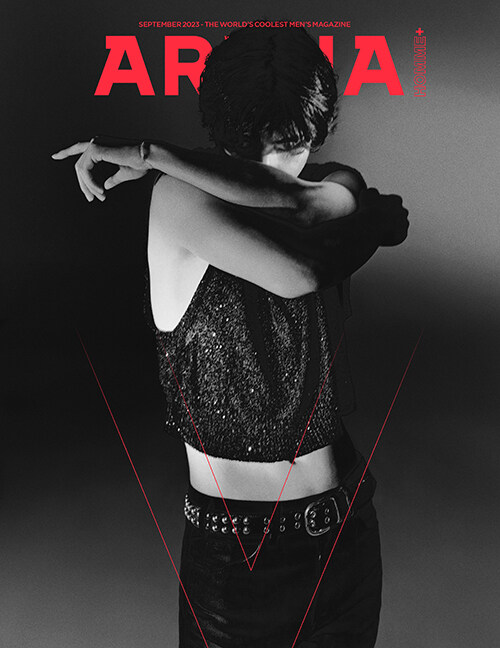 아레나 옴므 플러스 Arena Homme+ C형 2023.9 (표지 : BTS V 뷔)