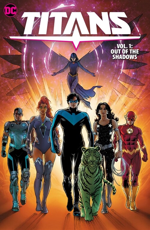 Titans Vol. 1: Out of the Shadows (Paperback)