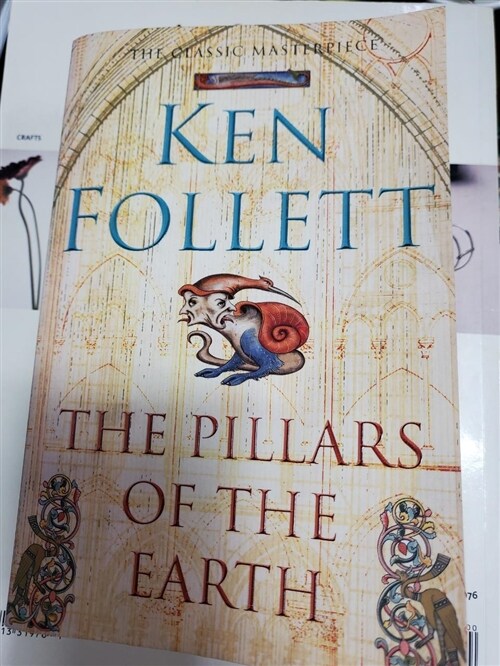 [중고] The Pillars of the Earth (Paperback)