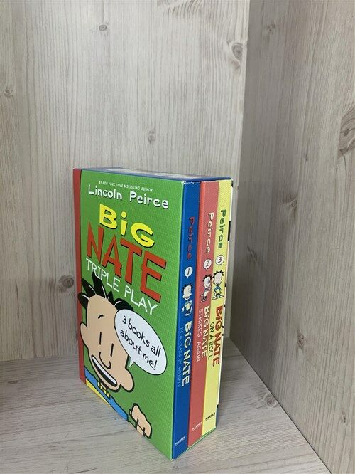 [중고] Big Nate Triple Play: Big Nate in a Class by Himself/Big Nate Strikes Again/Big Nate on a Roll (Boxed Set)