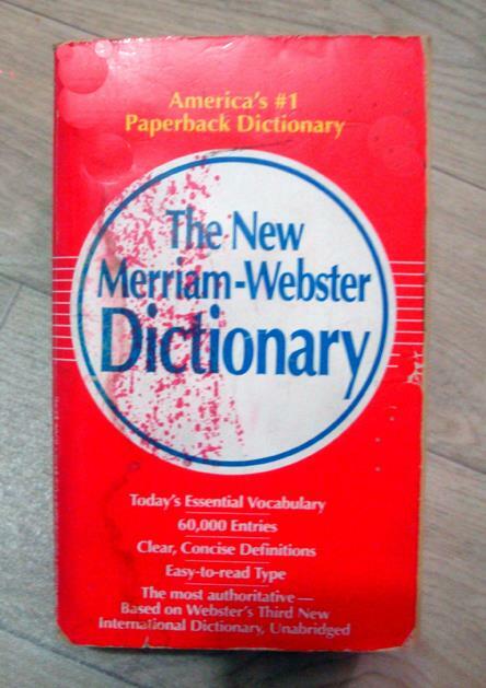 [중고] The Merriam-Webster Dictionary (Mass Market Paperback)