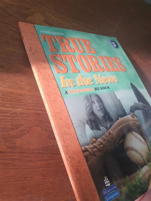[중고] True Stories in the News: A Beginning Reader [With CD (Audio)] (Paperback, 3)