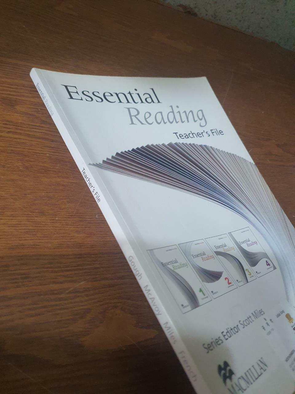 [중고] Essential Reading Teacher‘s File & CD-ROM Pack (Paperback)