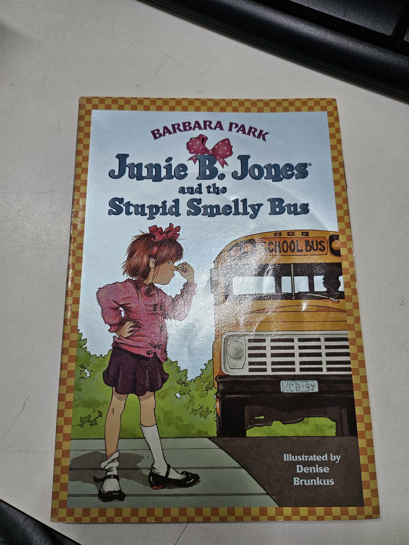[중고] Junie B. Jones #1: Junie B. Jones and the Stupid Smelly Bus (Paperback)