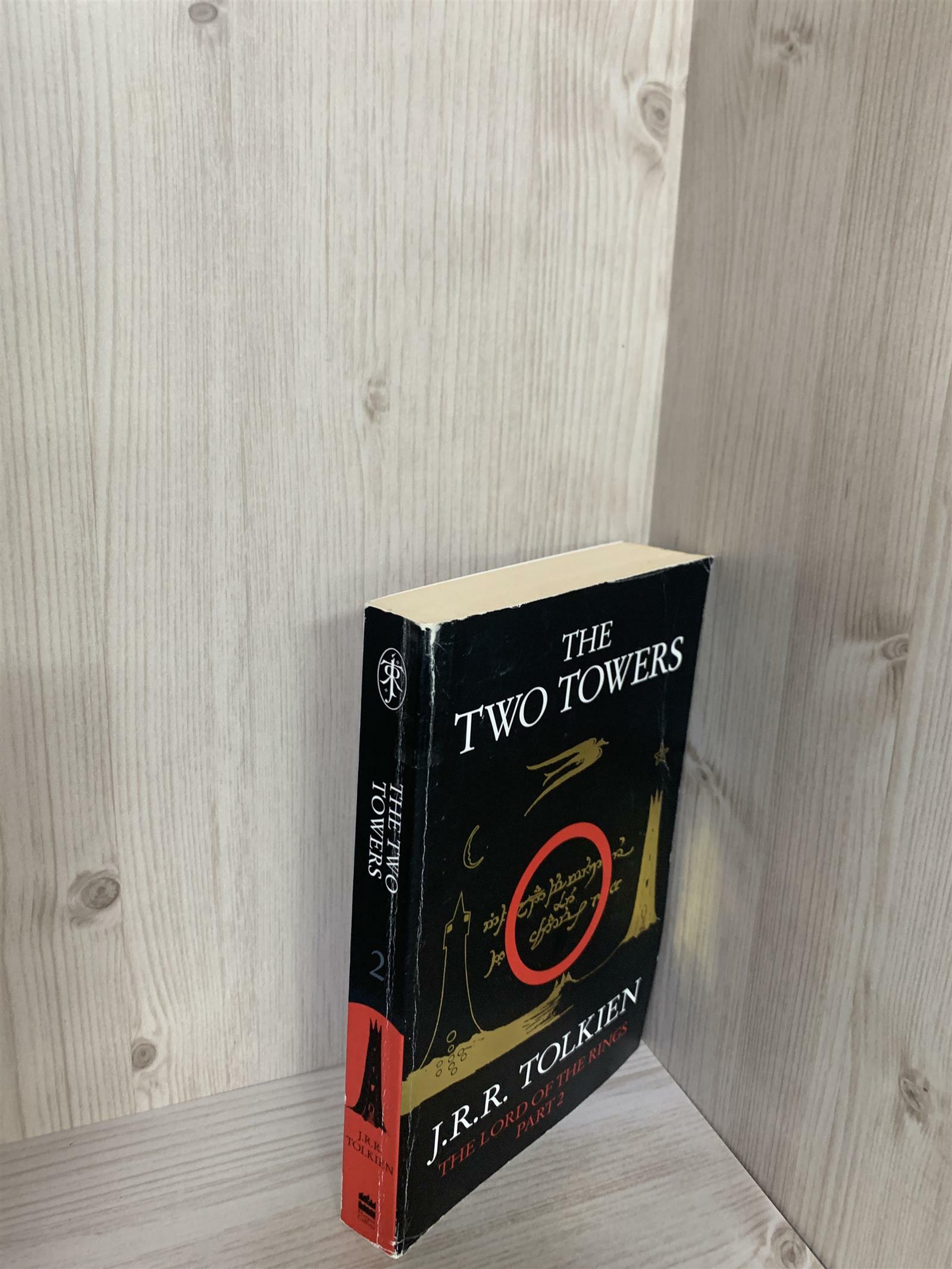 [중고] The Two Towers (Paperback)