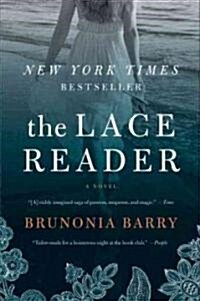 The Lace Reader (Paperback)