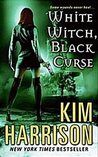 White Witch, Black Curse (Mass Market Paperback)