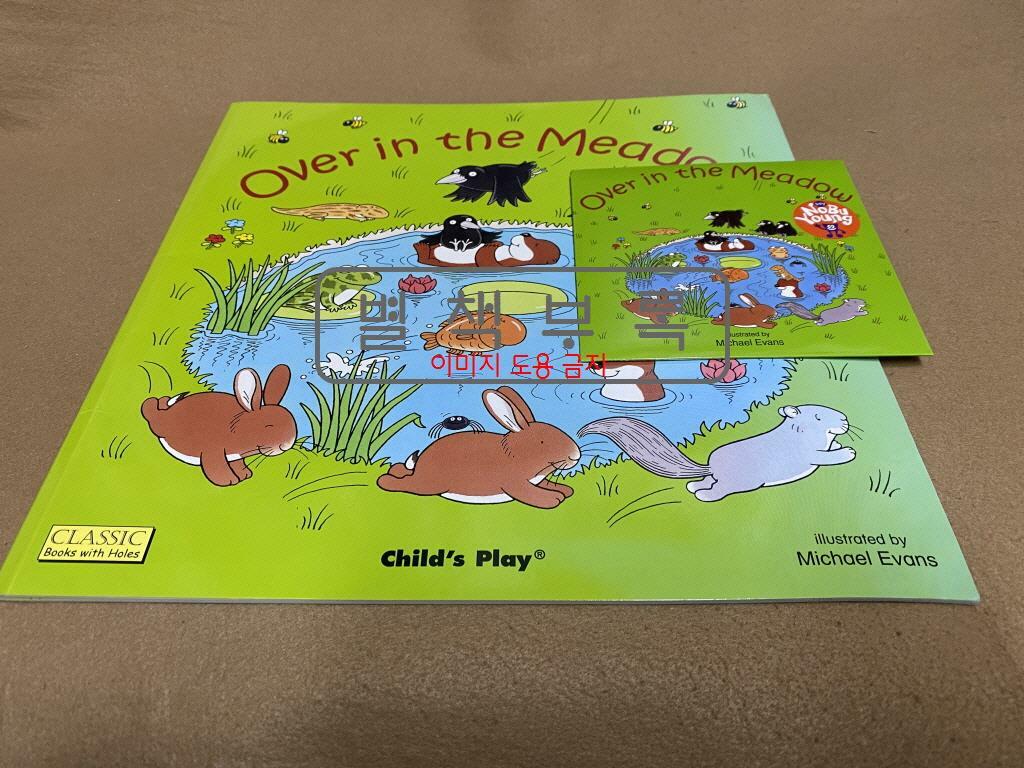 [중고] Over in the Meadow (Paperback)