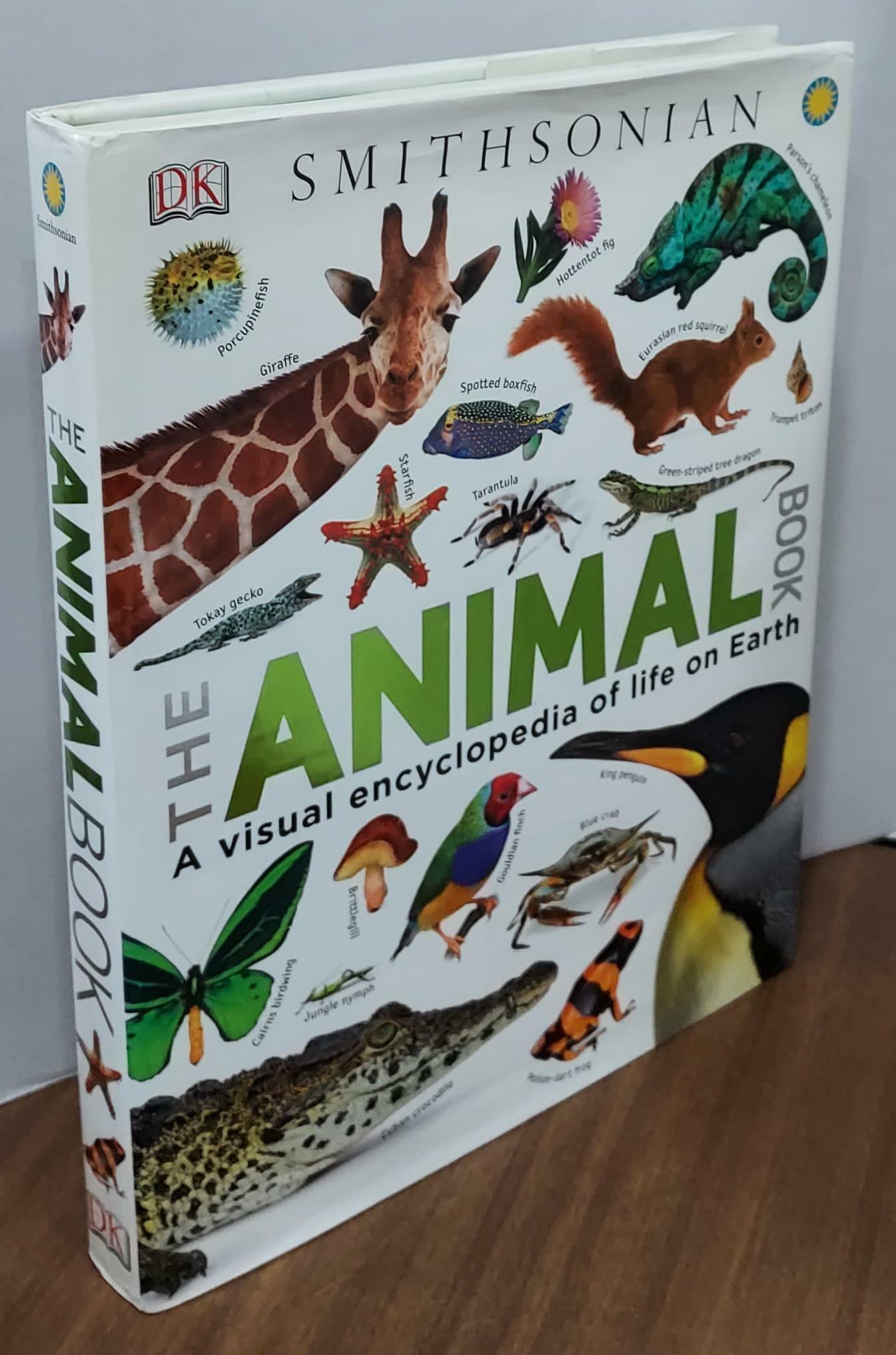 [중고] The Animal Book: A Visual Encyclopedia of Life on Earth (Hardcover)