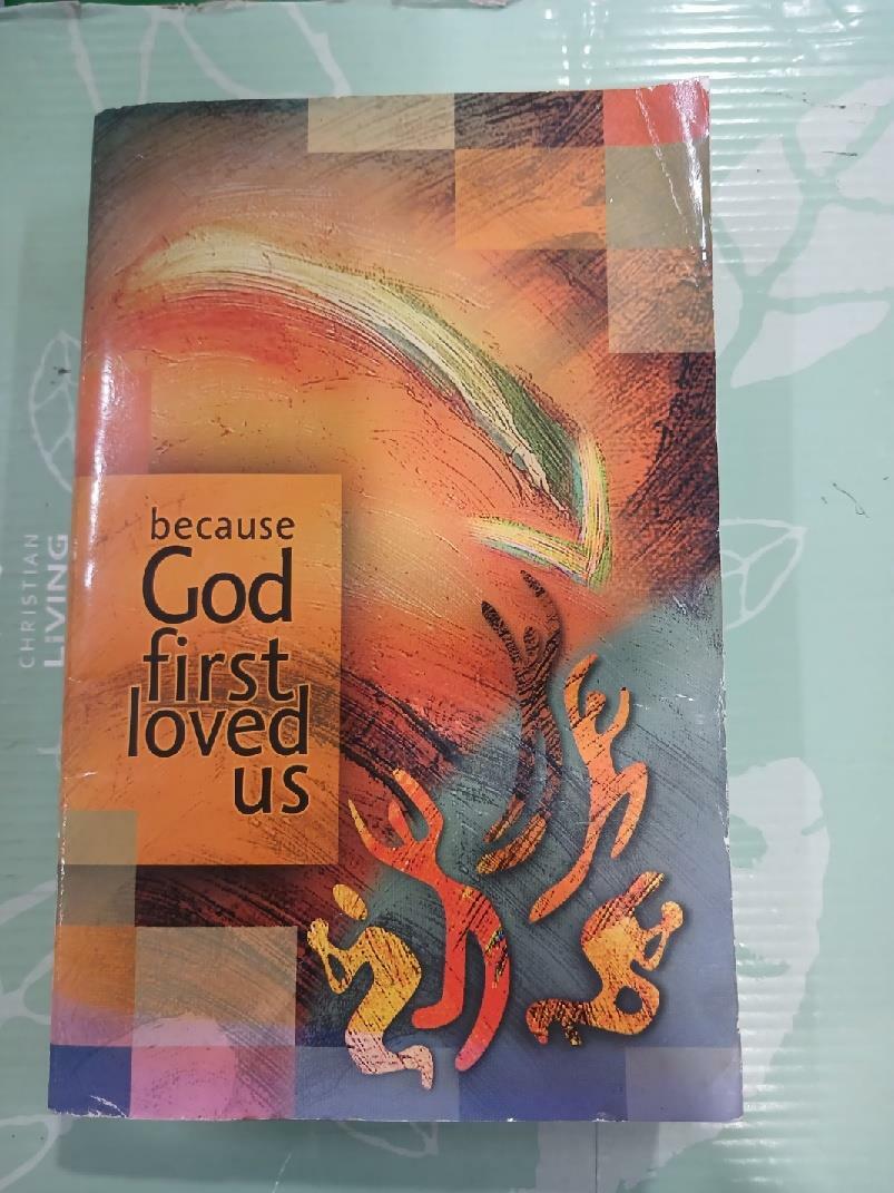 [중고] HOLY BIBLE-becouse GOD first loved us NRSV- (보급)