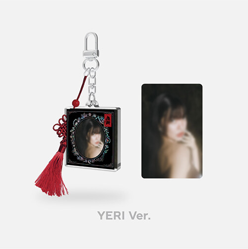 [굿즈][BLACK] Chill Kill - FRAME PHOTO KEYRING (미공개 포토카드 : YERI)