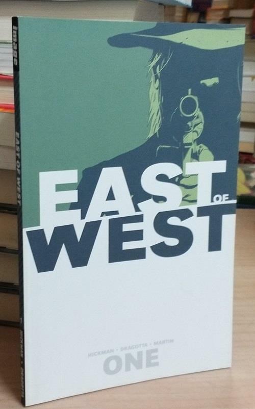 [중고] East of West Volume 1: The Promise (Paperback)