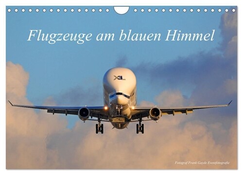 Flugzeuge am blauen Himmel (Wandkalender 2024 DIN A4 quer), CALVENDO Monatskalender (Calendar)