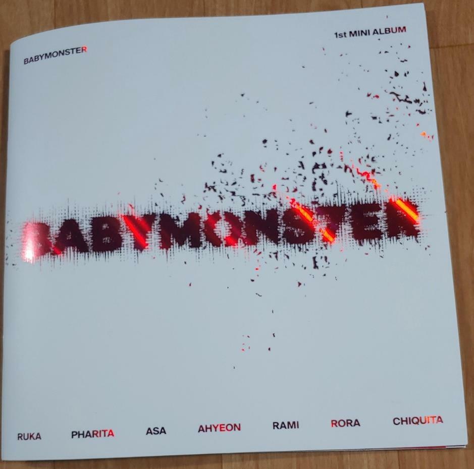 [중고] 베이비몬스터 - BABYMONSTER 1st MINI ALBUM [BABYMONS7ER] PHOTOBOOK VER.