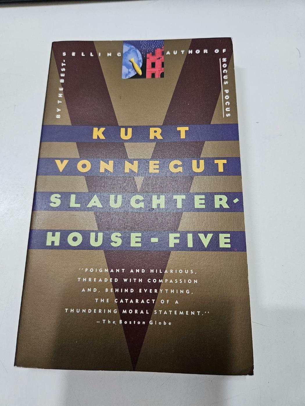 [중고] Slaughterhouse-Five: Or the Children‘s Crusade, a Duty-Dance with Death (Mass Market Paperback)