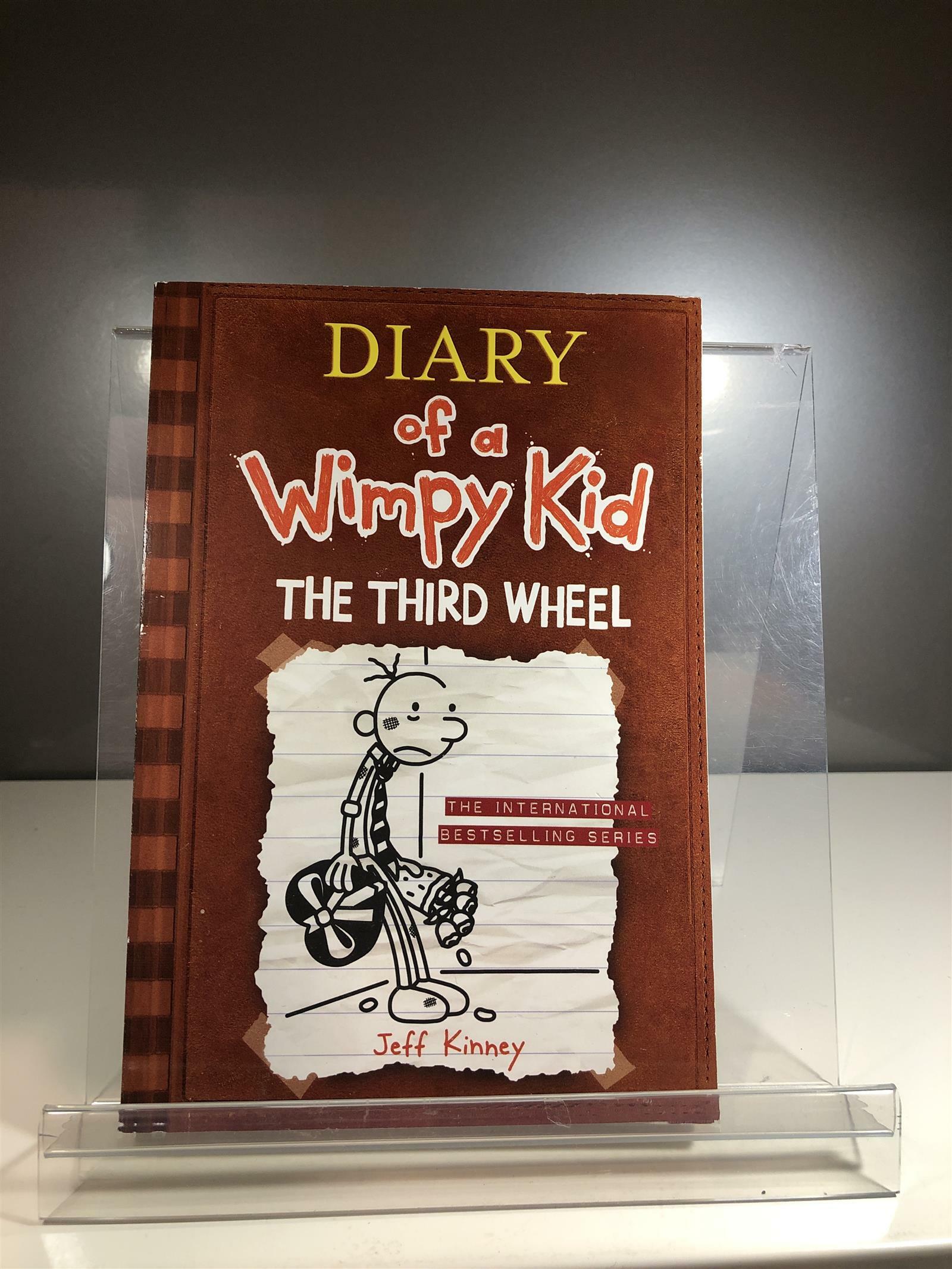 [중고] Diary of a Wimpy Kid # 7: The Third Wheel (Paperback)