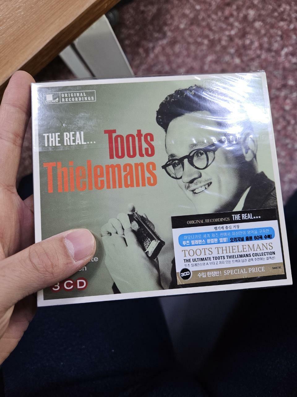 [중고] [수입] Toots Thielemans - The Ultimate Toots Thielemans Collection: The Real... Toots Thielemans [3CD]