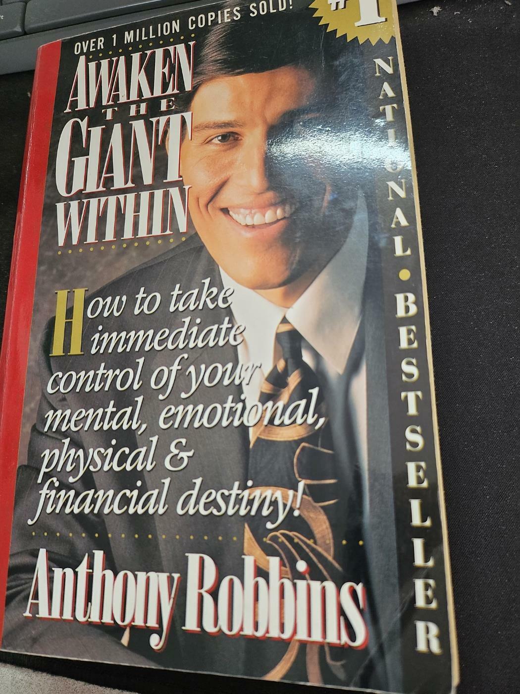 [중고] Awaken the Giant Within: How to Take Immediate Control of Your Mental, Emotional, Physical & Financial Destiny! (Paperback)