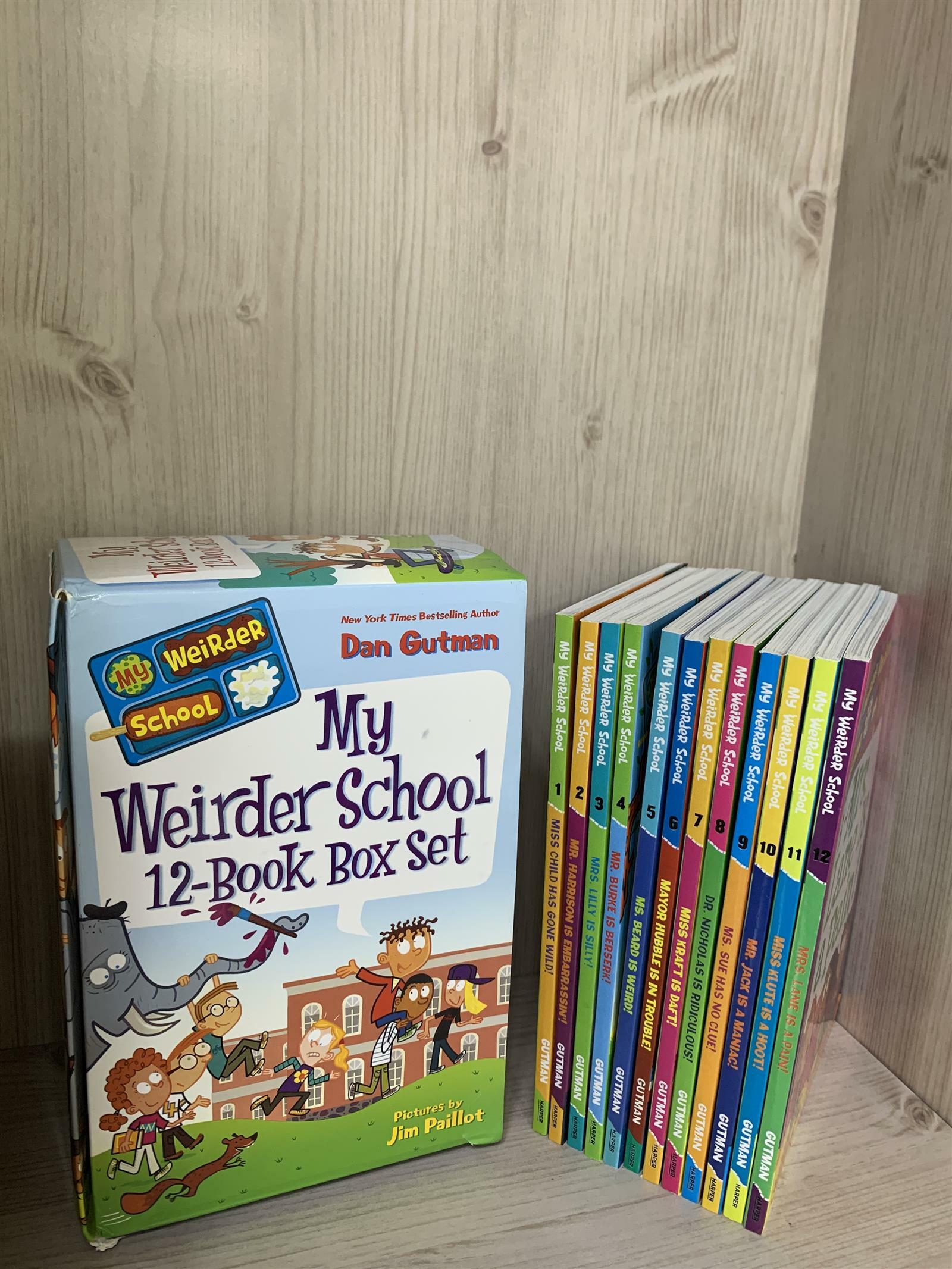 [중고] My Weirder School 12-Book Box Set: Books 1-12 (Boxed Set)