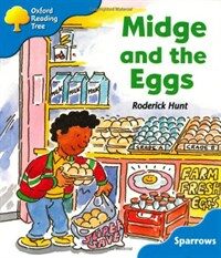 Oxford Reading Tree: Level 3: Sparrows: Midge and the Eggs (Paperback)