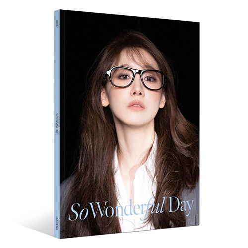 [포토북] 윤아(소녀시대) - LIM YOONA 2024 BIRTHDAY POP-UP PHOTOBOOK