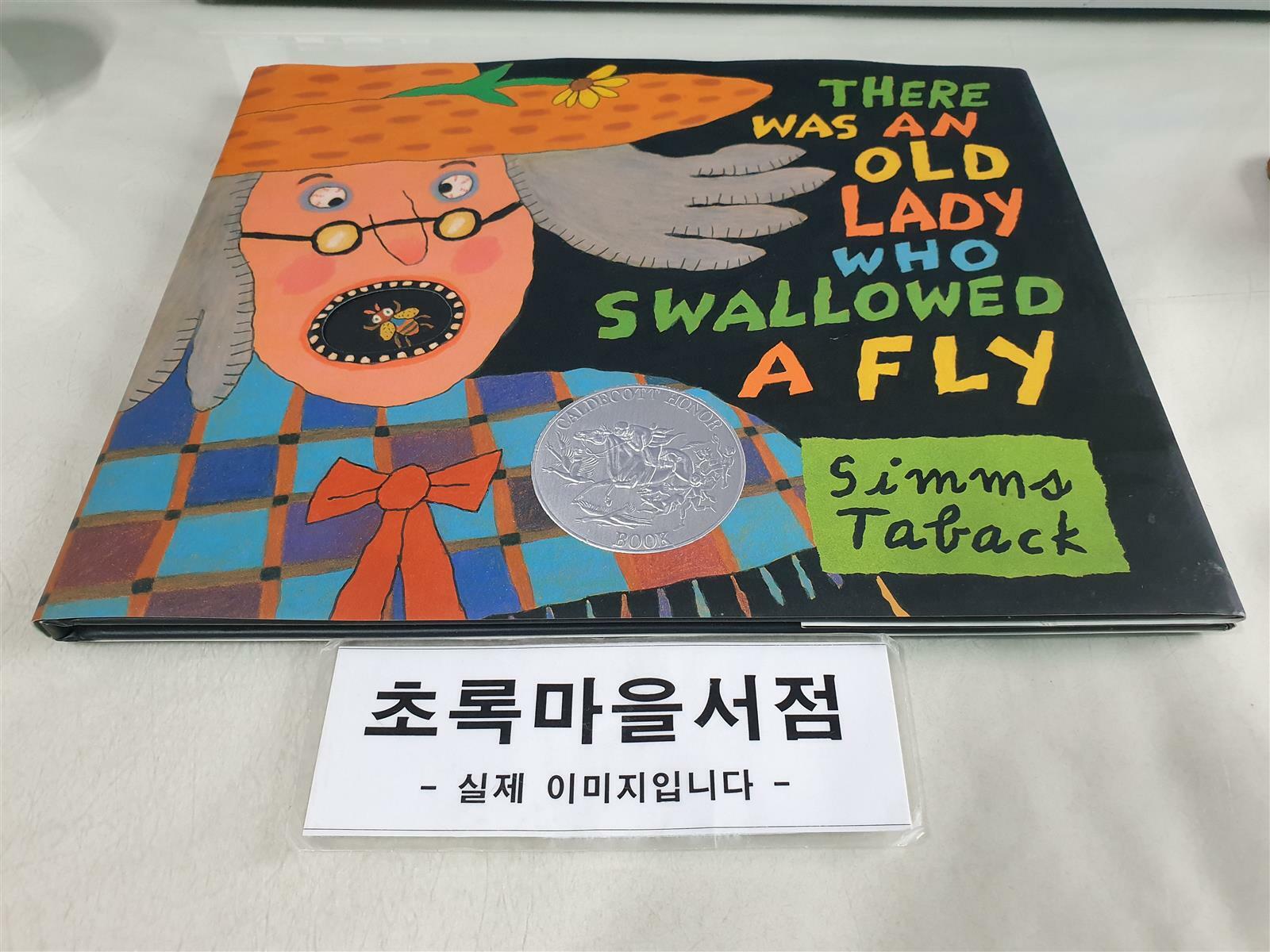 [중고] There Was an Old Lady Who Swallowed a Fly (Hardcover)