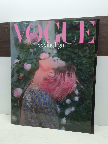 [중고] 보그 Vogue Korea 2022.7 (본책만)