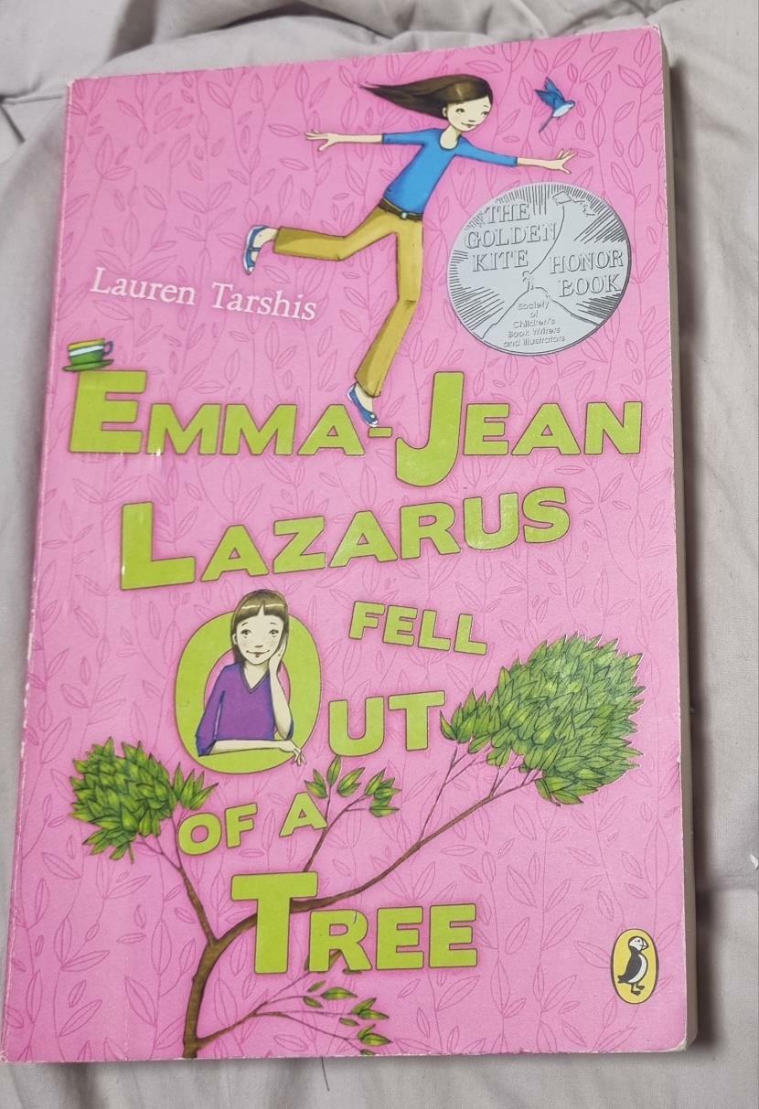 [중고] Emma-Jean Lazarus Fell Out of a Tree (Paperback)