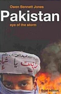 Pakistan: Eye of the Storm (Paperback, 3)
