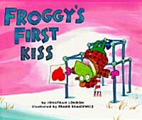 Froggys First Kiss (Paperback + CD)