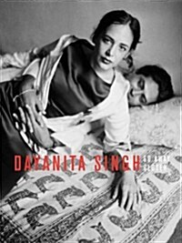 Dayanita Singh : Go Away Closer (Hardcover)