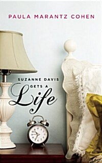 Suzanne Davis Gets a Life (Paperback)