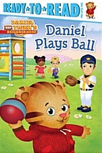 Daniel Plays Ball: Ready-To-Read Pre-Level 1 (Paperback)