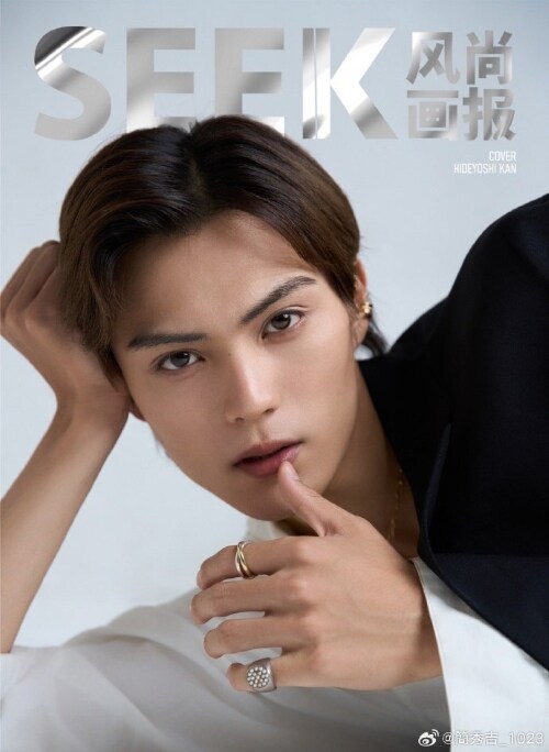 [A형] SEEK (중국) 2025년 11월 : 簡 秀吉 칸 히데요시 (A형 잡지 + 랜덤 폴라로이드 4장)