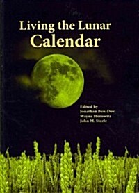 Living the Lunar Calendar (Paperback)