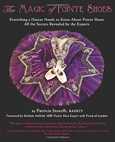 The Magic Pointe Shoes (Paperback)