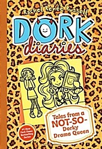 Dork Diaries 9: Tales from a Not-So-Dorky Drama Queen (Hardcover)
