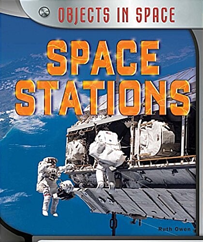 Space Stations (Paperback)